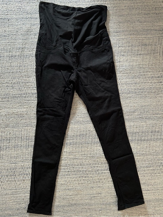H&M Pants - H&M MAMA Black Maternity Leggings - Stretch Overbump Style